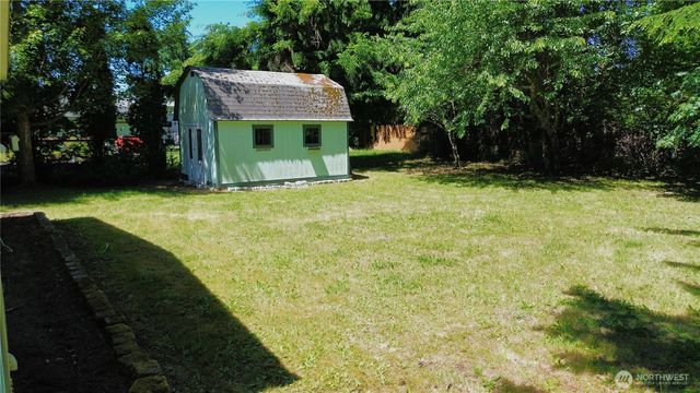 21621 186th Street E, Orting, WA 98360