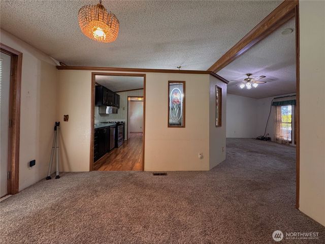 21621 186th Street E, Orting, WA 98360