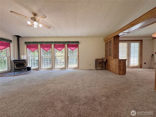 21621 186th Street E, Orting, WA 98360