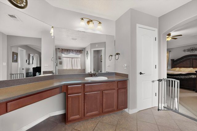 3636 Soldotna Drive NE, Rio Rancho, NM 87144