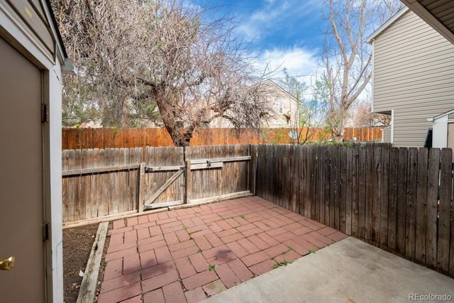 4501 S Crystal Way E301, Aurora, CO 80015