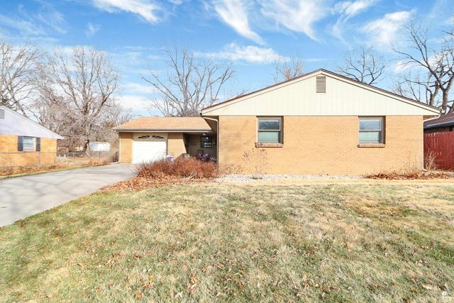 1820 Browning Avenue, Manhattan, KS 66502