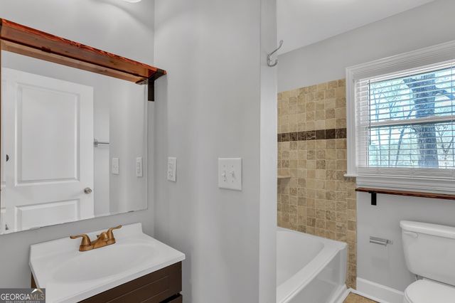 1670 Cecilia Drive SE, Atlanta, GA 30316