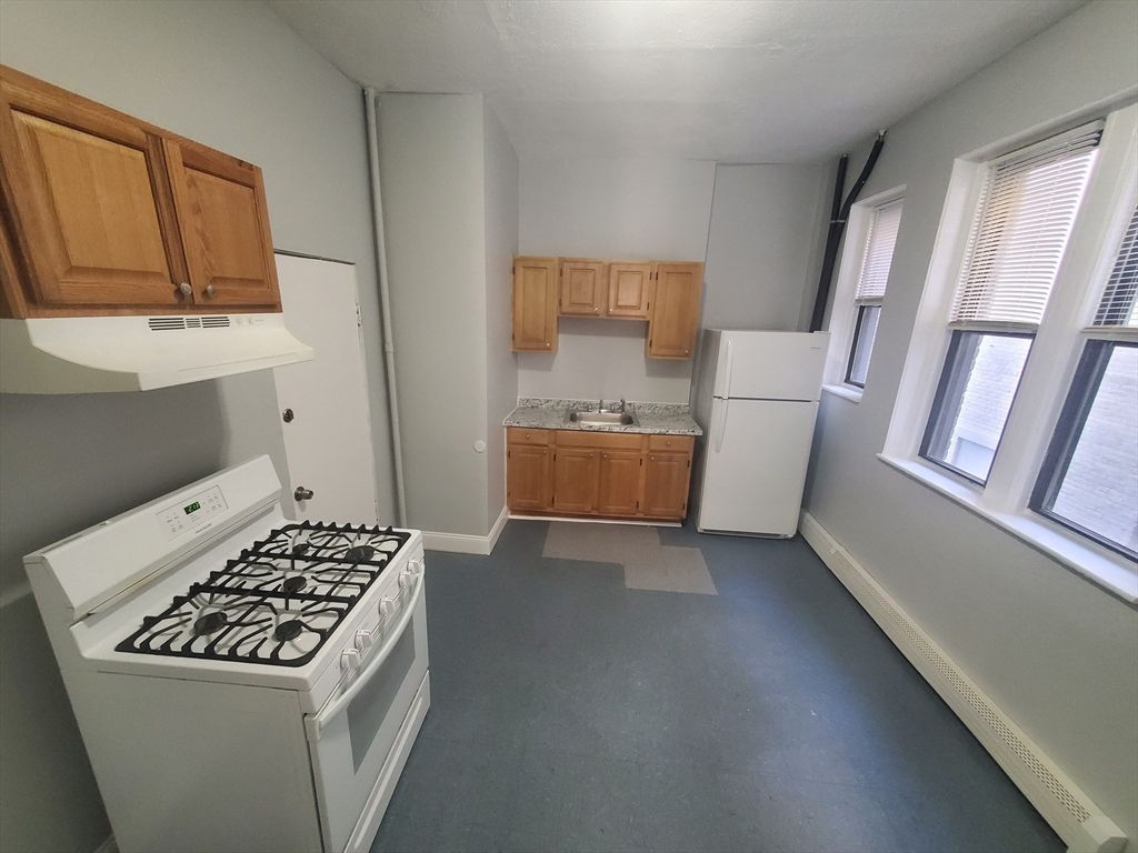 10 Abbottsford 1, Boston, MA 02121