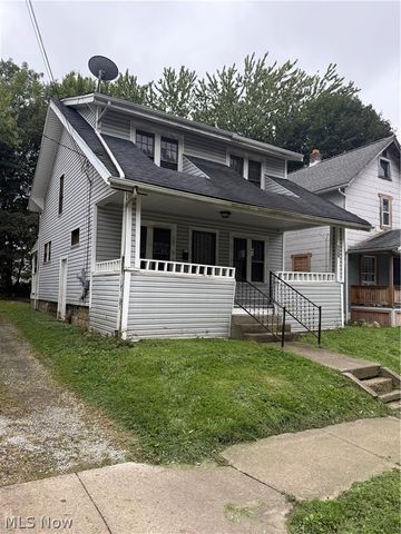 130 E Emerling Avenue, Akron, OH 44301