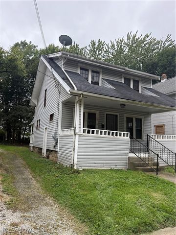 130 E Emerling Avenue, Akron, OH 44301