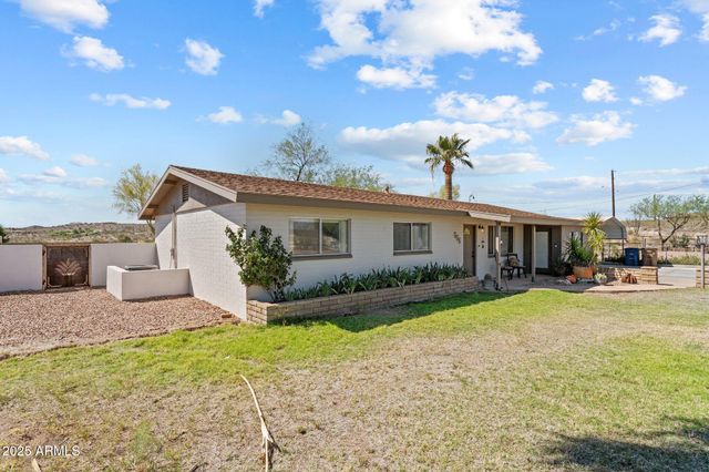 665 W Chaparral Road, Wickenburg, AZ 85390