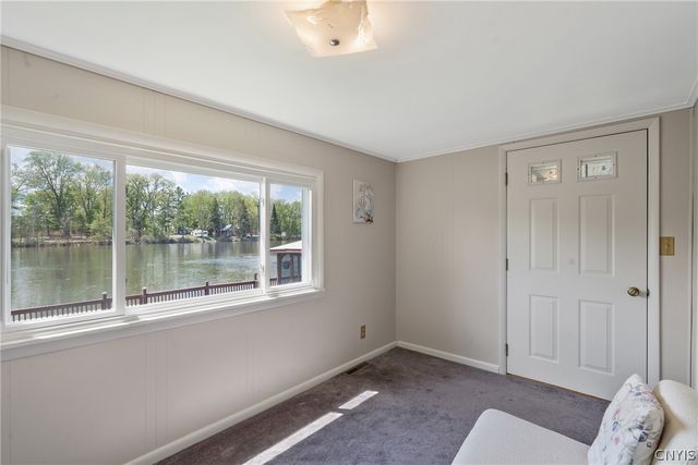 3362- 3363 Hayes Road, Lysander, NY 13027