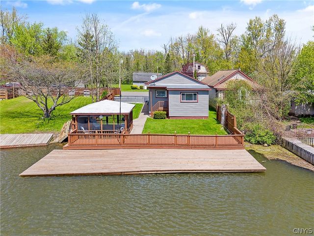 3362- 3363 Hayes Road, Lysander, NY 13027