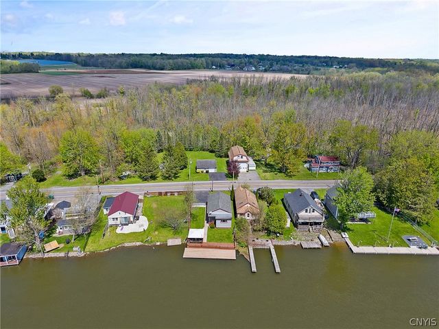 3362- 3363 Hayes Road, Lysander, NY 13027