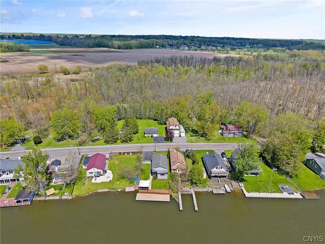 3362- 3363 Hayes Road, Lysander, NY 13027