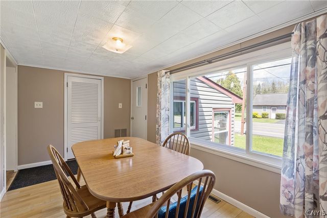 3362- 3363 Hayes Road, Lysander, NY 13027