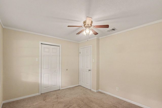 615 Elk Drive, Crosby, TX 77532