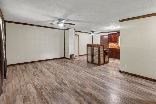 615 Elk Drive, Crosby, TX 77532
