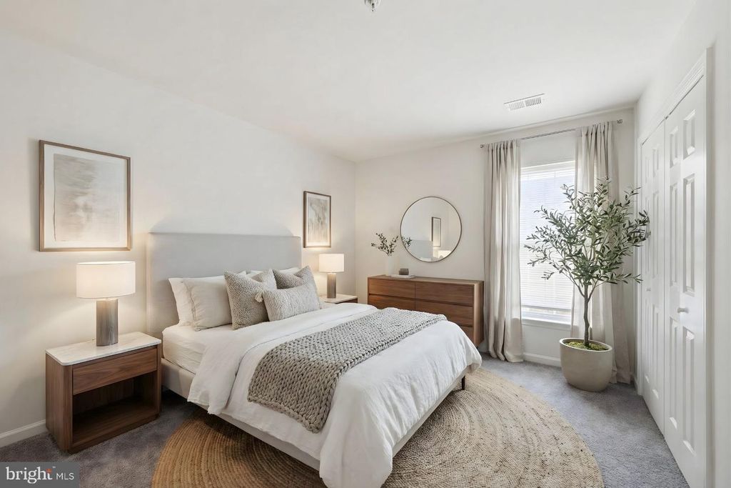 Image 8 of property listing at 6203 WOOD POINTE DR, Glenn Dale, MD 20769