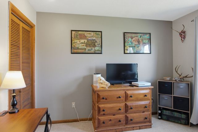 303 Kelly Dr, Decherd, TN 37324