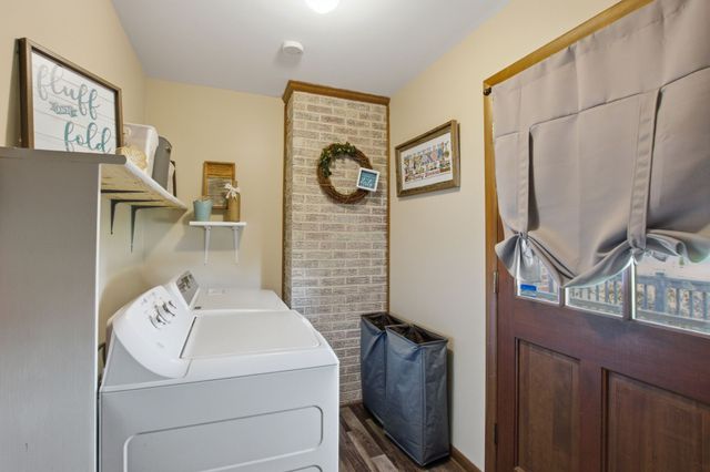 303 Kelly Dr, Decherd, TN 37324