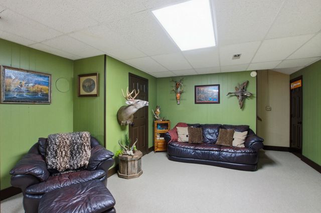 303 Kelly Dr, Decherd, TN 37324