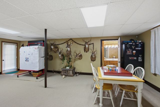 303 Kelly Dr, Decherd, TN 37324