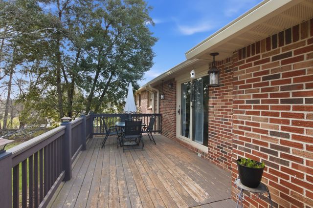 303 Kelly Dr, Decherd, TN 37324