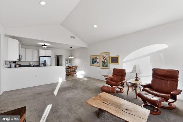 354 CALLOWAY CT, Royersford, PA 19468