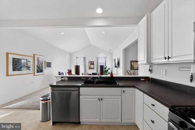 354 CALLOWAY CT, Royersford, PA 19468