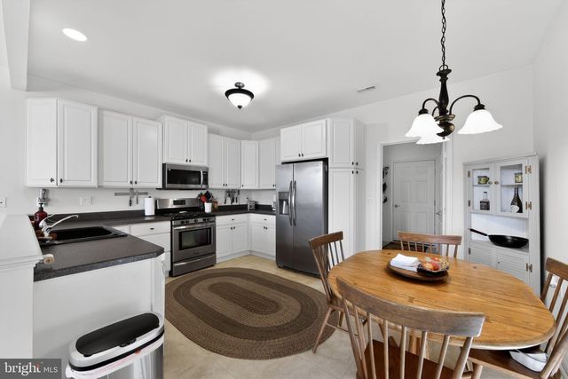 354 CALLOWAY CT, Royersford, PA 19468