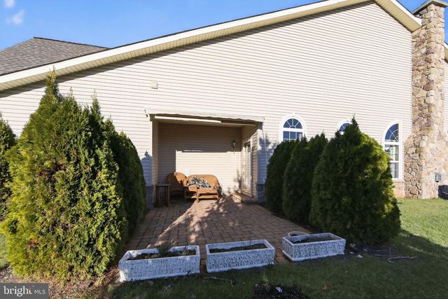 354 CALLOWAY CT, Royersford, PA 19468