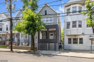 164 Parker St, Newark City, NJ 07104