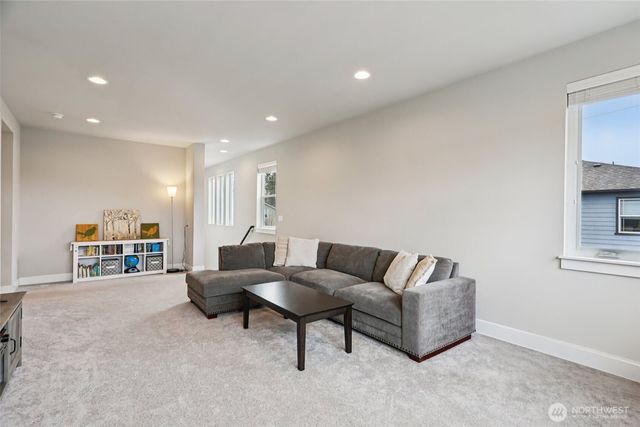 23607 SE 269th Court, Maple Valley, WA 98038