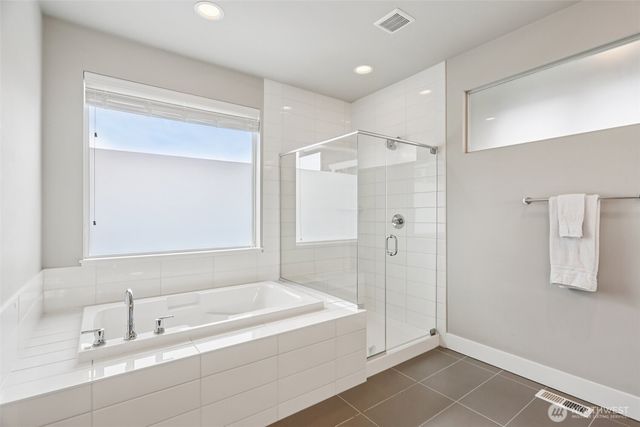 23607 SE 269th Court, Maple Valley, WA 98038
