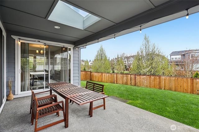 23607 SE 269th Court, Maple Valley, WA 98038