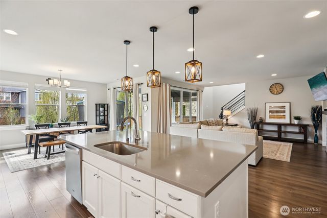 23607 SE 269th Court, Maple Valley, WA 98038