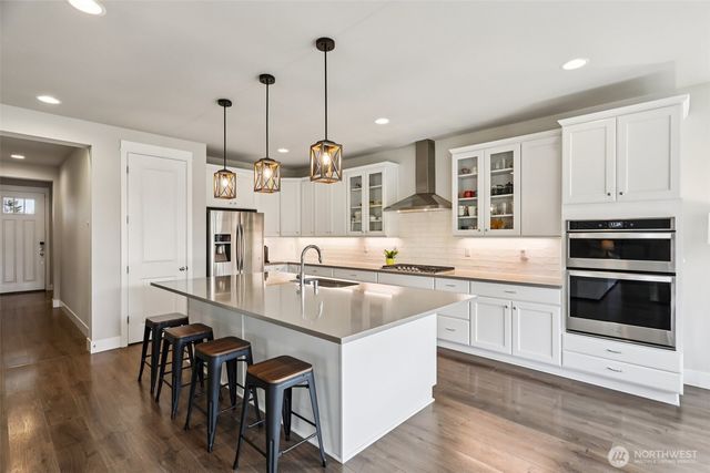 23607 SE 269th Court, Maple Valley, WA 98038