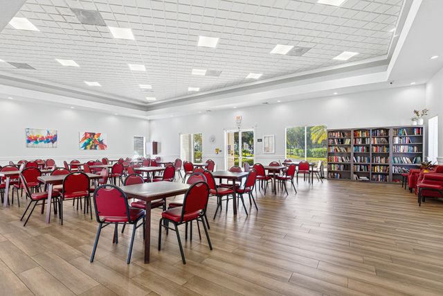 7739 Southampton Ter 411, Tamarac, FL 33321