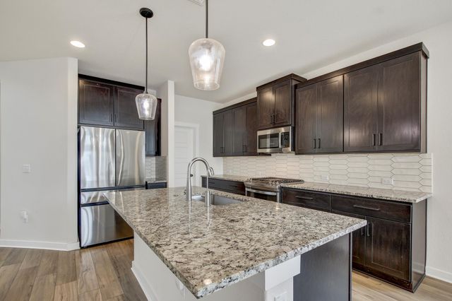13113 Barrister LN, Buda, TX 78610