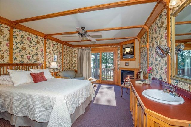 89405 Jack Pine Road, Cornucopia, WI 54827