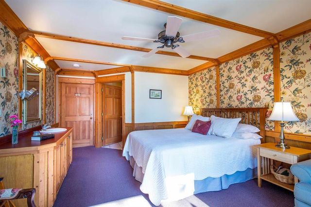 89405 Jack Pine Road, Cornucopia, WI 54827