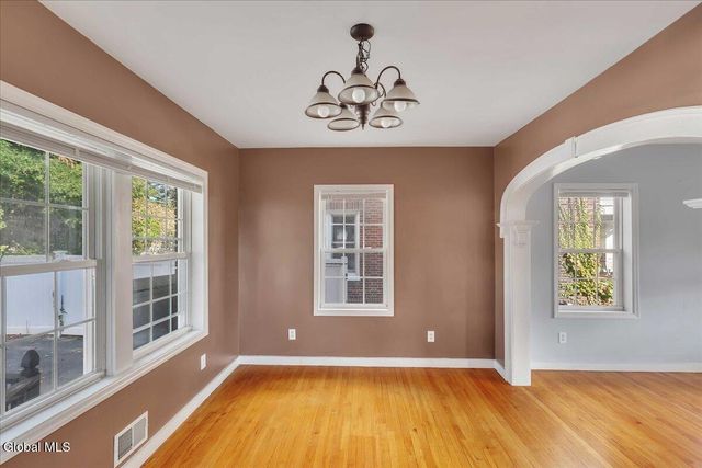 1659 Eastern Parkway, Schenectady, NY 12309