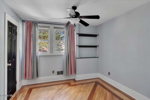 1659 Eastern Parkway, Schenectady, NY 12309