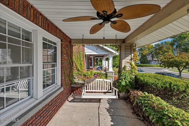 1659 Eastern Parkway, Schenectady, NY 12309