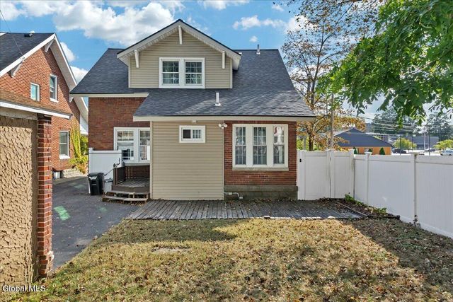 1659 Eastern Parkway, Schenectady, NY 12309