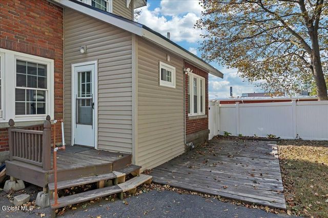 1659 Eastern Parkway, Schenectady, NY 12309