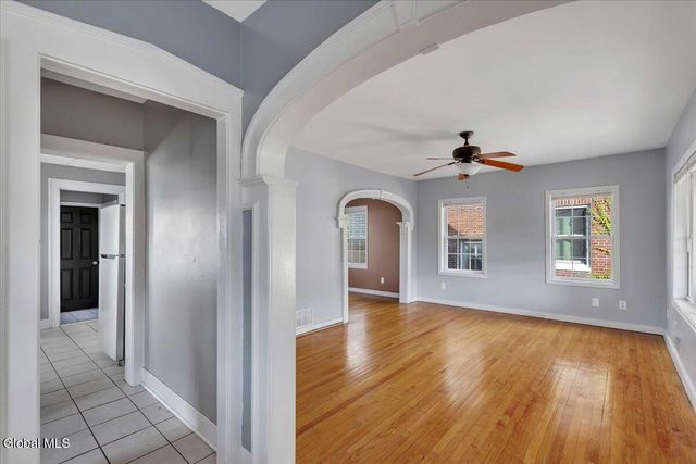 1659 Eastern Parkway, Schenectady, NY 12309