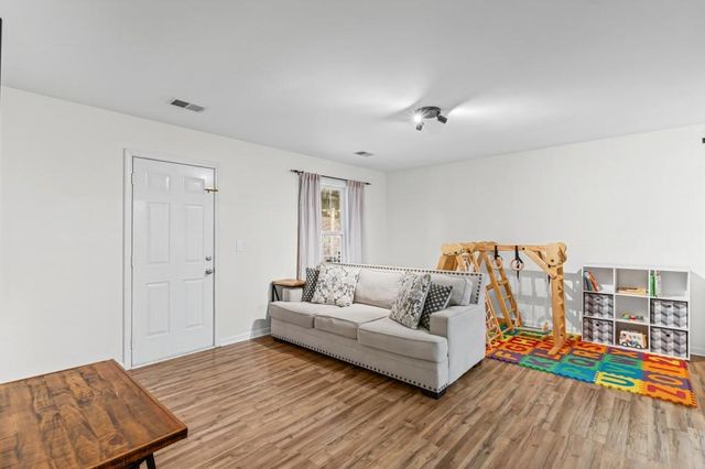 631 Saddle Ridge Drive, Bethlehem, GA 30620