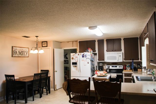 440 CR 1739, Yantis, TX 75497