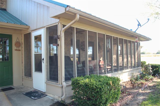 440 CR 1739, Yantis, TX 75497
