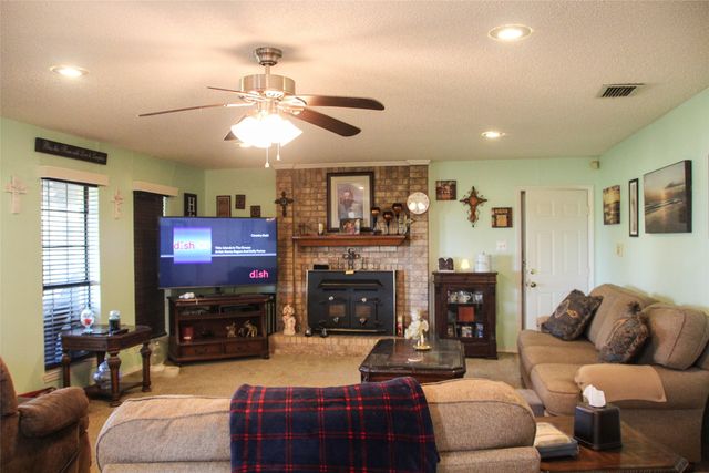 440 CR 1739, Yantis, TX 75497