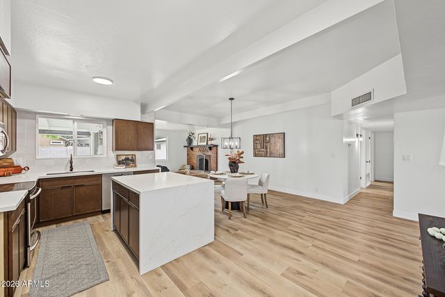 3645 E ARCADIA Avenue, Mesa, AZ 85206