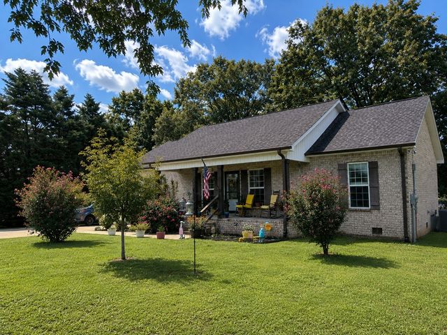 656 Kendra Dr, Smithville, TN 37166